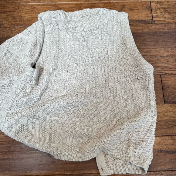 Cream Knit Button-Up Vest - Picture 7 of 8